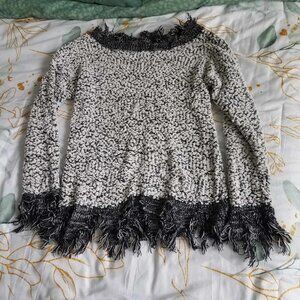 CUTE Black/White Fringe Sweater, Distressed Look, Casual, WARM, Winterwear, Love
